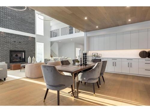 25 Timberline Court Sw, Calgary, AB - Indoor Photo Showing Dining Room