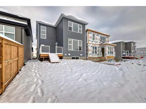 100 Wolf Hollow Villas Se, Calgary, AB - Outdoor