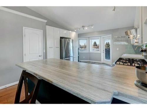 62 Jensen Heights Place Ne, Airdrie, AB - Indoor Photo Showing Kitchen