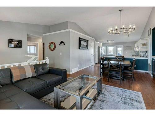 62 Jensen Heights Place Ne, Airdrie, AB - Indoor Photo Showing Living Room