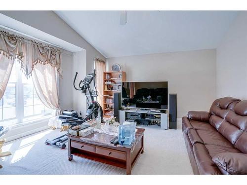 405 Taralake Landing Ne, Calgary, AB - Indoor Photo Showing Gym Room