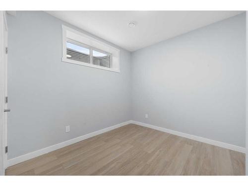 296 Hotchkiss Drive Se, Calgary, AB - Indoor Photo Showing Other Room