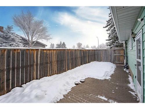 3423 50 Avenue, Innisfail, AB - Outdoor