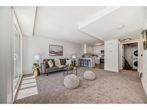 138-3015 51 Street Sw, Calgary, AB - Indoor