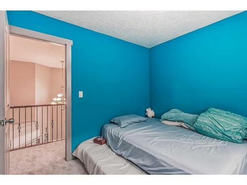 85 Sherwood Common Nw, Calgary, AB - Indoor Photo Showing Bedroom