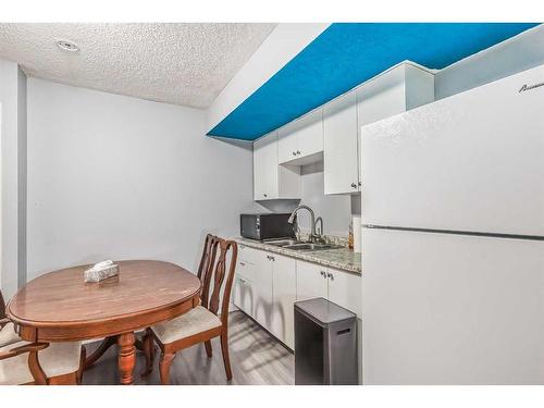 85 Sherwood Common Nw, Calgary, AB - Indoor Photo Showing Dining Room