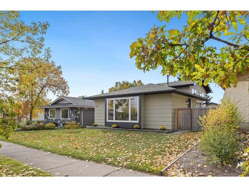 524 Midridge Drive Se, Calgary, AB - Outdoor