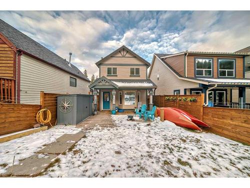 960 Wilson Way, Canmore, AB - Outdoor With Deck Patio Veranda