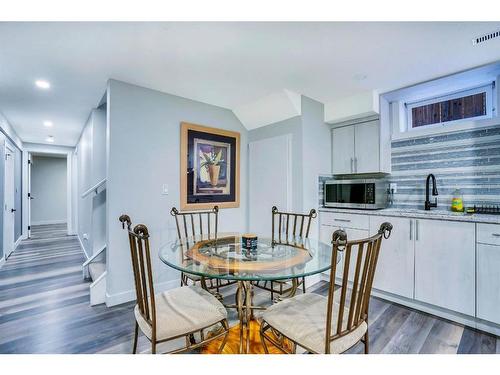 9 Sunvale Crescent Se, Calgary, AB - Indoor Photo Showing Dining Room