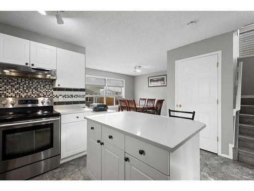 75 Bridlewood Avenue Sw, Calgary, AB - Indoor Photo Showing Kitchen