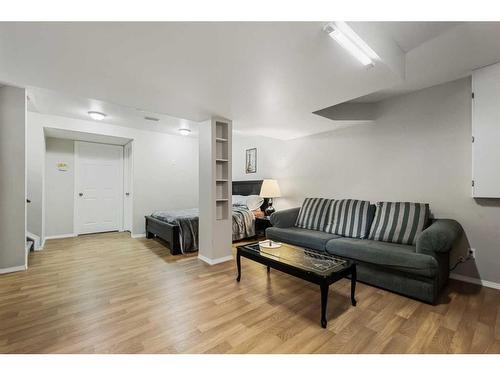 75 Bridlewood Avenue Sw, Calgary, AB - Indoor Photo Showing Living Room