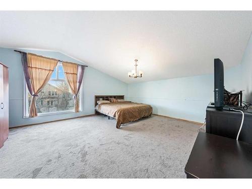 153 Somerset Way Sw, Calgary, AB - Indoor