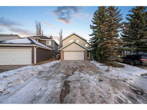 153 Somerset Way Sw, Calgary, AB - Outdoor