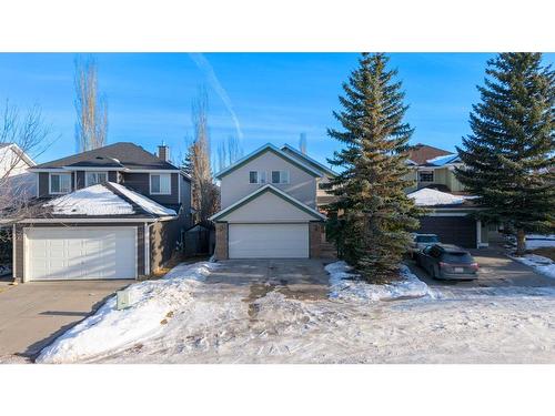 153 Somerset Way Sw, Calgary, AB - Outdoor With Facade