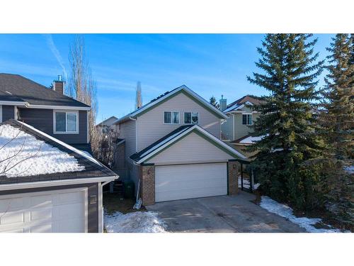 153 Somerset Way Sw, Calgary, AB - Outdoor