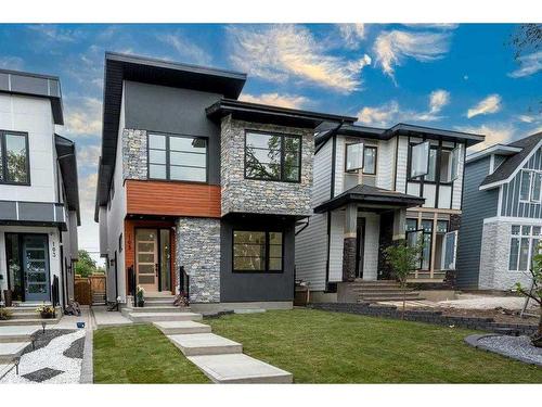 105 Hartford Road Nw, Calgary, AB - Outdoor With Facade