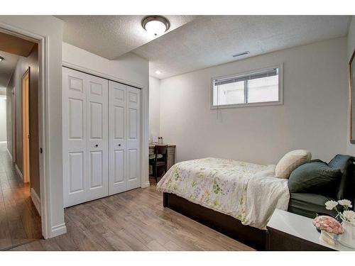 283211 Township Road 284, Rural Rocky View County, AB - Indoor Photo Showing Bedroom