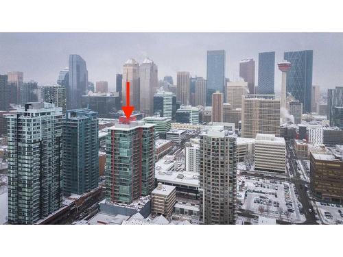 906-135 13 Avenue Sw, Calgary, AB - Outdoor With View