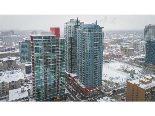 906-135 13 Avenue Sw, Calgary, AB - Outdoor With View