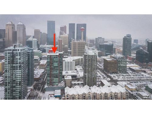 906-135 13 Avenue Sw, Calgary, AB - Outdoor With View