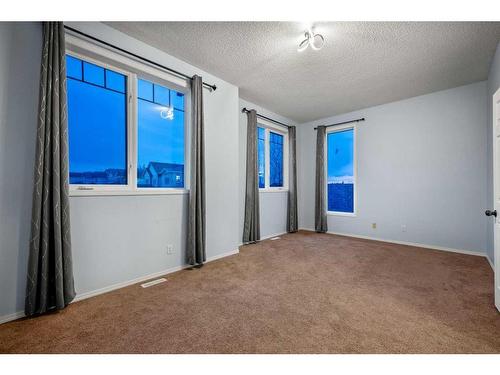 78 Evansmeade Circle Nw, Calgary, AB - Indoor Photo Showing Other Room