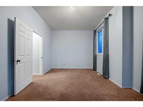 78 Evansmeade Circle Nw, Calgary, AB - Indoor Photo Showing Other Room