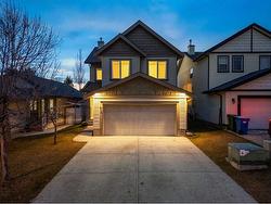 78 Evansmeade Circle NW Calgary, AB T3P 1B8