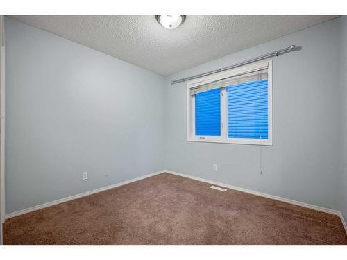 78 Evansmeade Circle Nw, Calgary, AB - Indoor Photo Showing Other Room