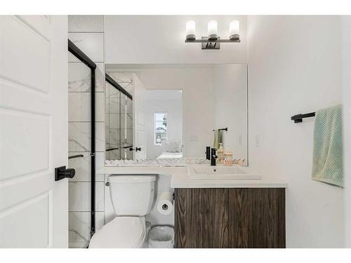 16 Walgrove Common Se, Calgary, AB - Indoor Photo Showing Bathroom