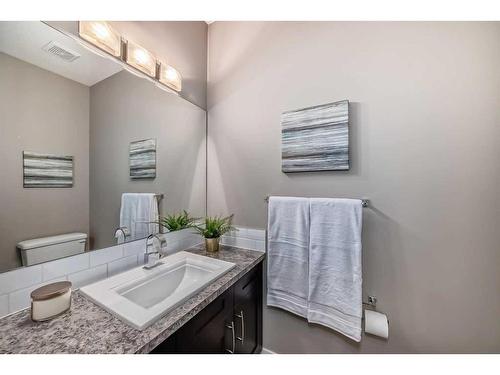 307 Evanston Square Nw, Calgary, AB - Indoor Photo Showing Bathroom