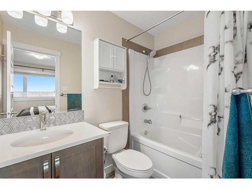 1602-2461 Baysprings Link Sw, Airdrie, AB - Indoor Photo Showing Bathroom