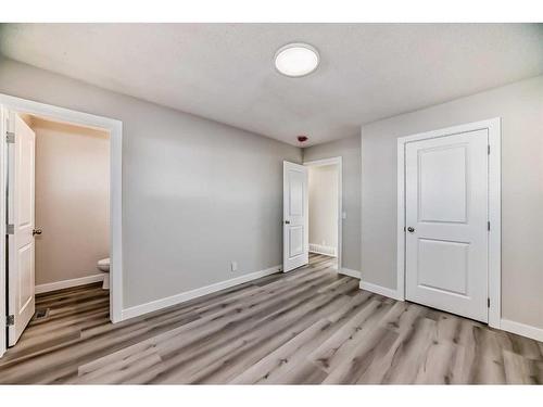 232 Manora Crescent Ne, Calgary, AB - Indoor Photo Showing Other Room