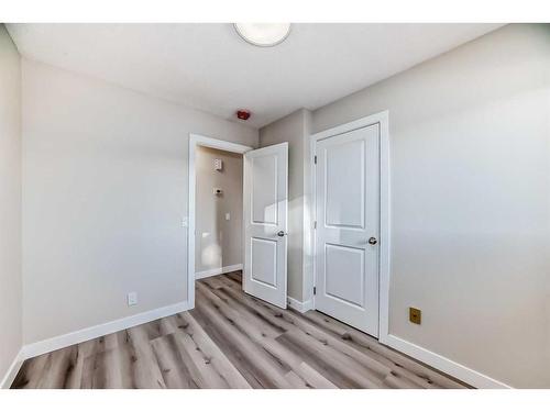 232 Manora Crescent Ne, Calgary, AB - Indoor Photo Showing Other Room