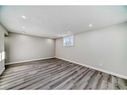 232 Manora Crescent Ne, Calgary, AB - Indoor