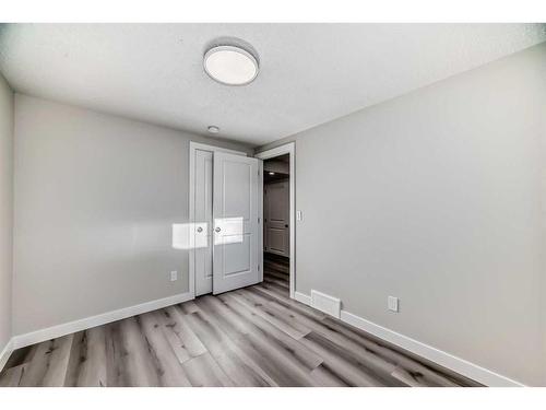 232 Manora Crescent Ne, Calgary, AB - Indoor Photo Showing Other Room