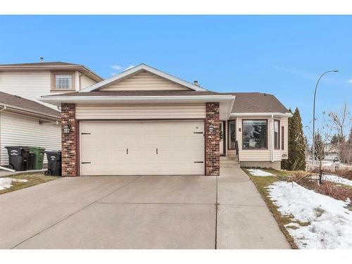 4 Sierra Vista Circle Sw, Calgary, AB - Outdoor With Facade