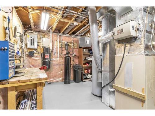 4 Sierra Vista Circle Sw, Calgary, AB - Indoor Photo Showing Basement