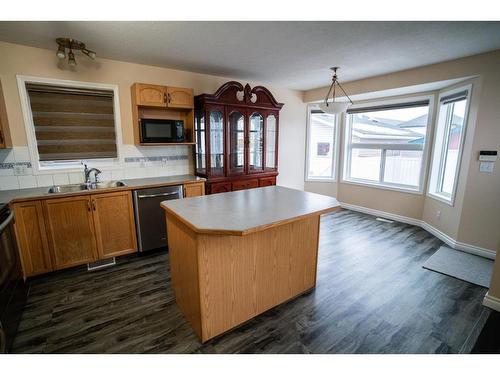 3 Saddlemont Close Ne, Calgary, AB - Indoor Photo Showing Kitchen With Double Sink