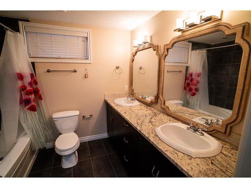 3 Saddlemont Close Ne, Calgary, AB - Indoor Photo Showing Bathroom