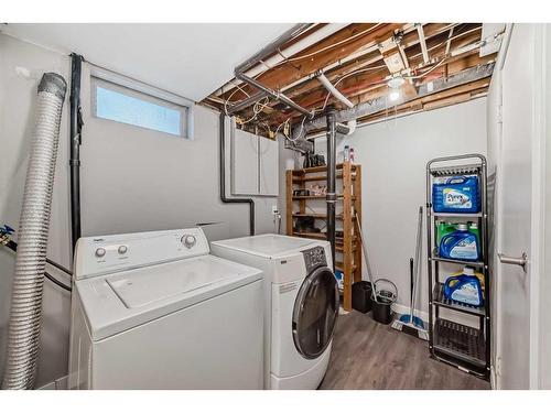 1204 60 Street Se, Calgary, AB - Indoor Photo Showing Laundry Room