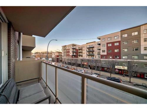 302-429 14 Street Nw, Calgary, AB - Outdoor With Exterior