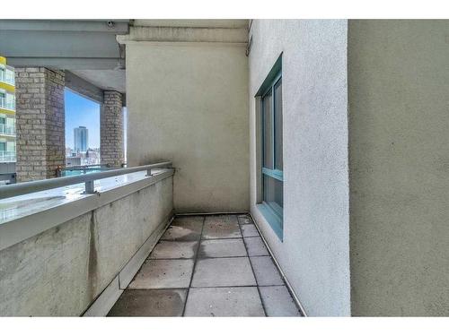 211-1111 6 Avenue Sw, Calgary, AB -  Photo Showing Bathroom