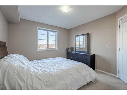 5305-69 Country Village Manor Ne, Calgary, AB - Indoor Photo Showing Bedroom