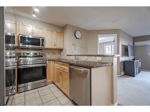 5305-69 Country Village Manor Ne, Calgary, AB - Indoor Photo Showing Kitchen With Stainless Steel Kitchen