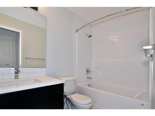 2206-220 Seton Grove Se, Calgary, AB - Indoor Photo Showing Bathroom