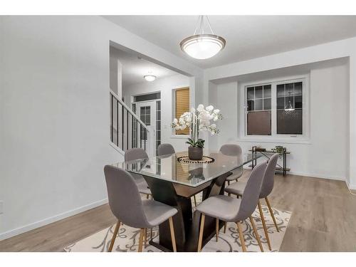 901 Windsong Drive Sw, Airdrie, AB - Indoor Photo Showing Dining Room