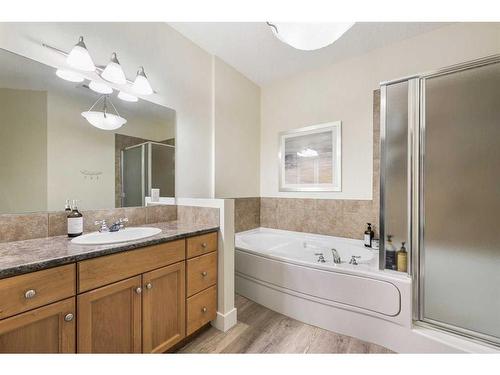 505-10 Discovery Ridge Close Sw, Calgary, AB - Indoor Photo Showing Bathroom