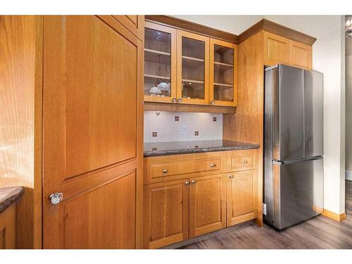 1721 Harrison Street, Crossfield, AB - Indoor Photo Showing Kitchen