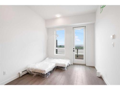 626-3932 University Avenue Nw, Calgary, AB - Indoor Photo Showing Bedroom