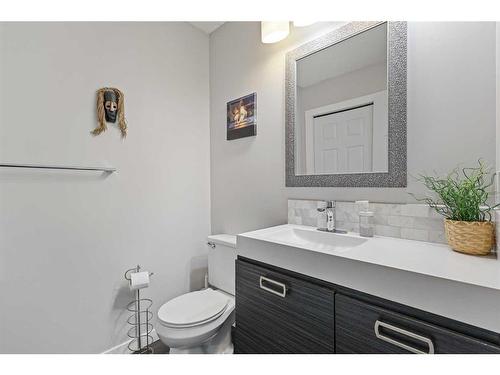 1102-7171 Coach Hill Road Sw, Calgary, AB - Indoor Photo Showing Bathroom